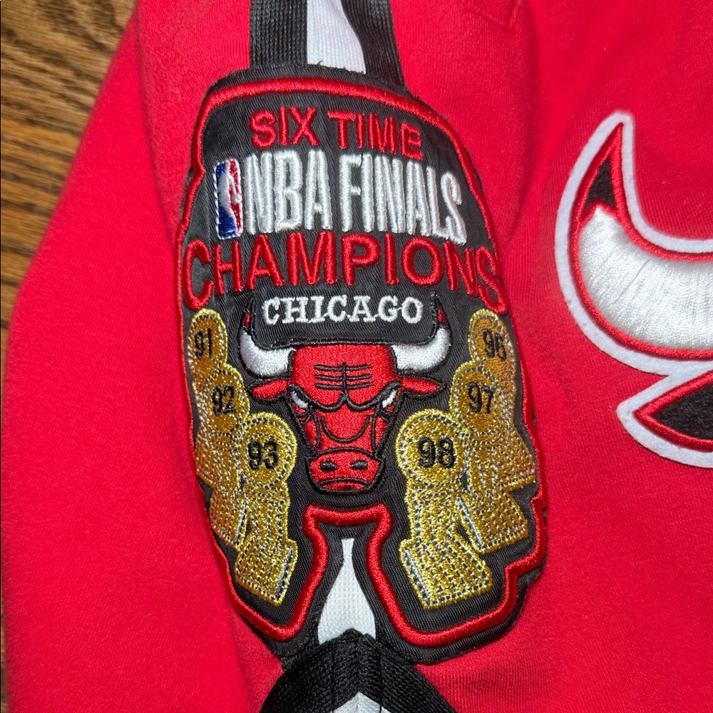 NBA CHICAGO BULLS CLASSIC MEN'S SHORT PRO Standard Sz M - Picture 5 of 12